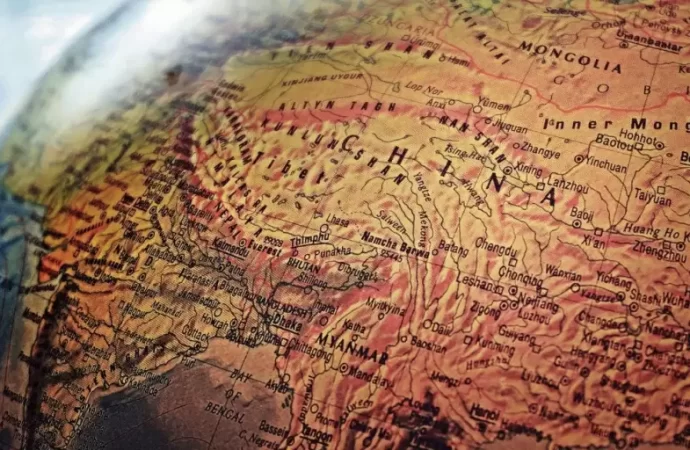 El futuro del mundo entre Tucídides y Kindleberger: dos trampas, un desafío
